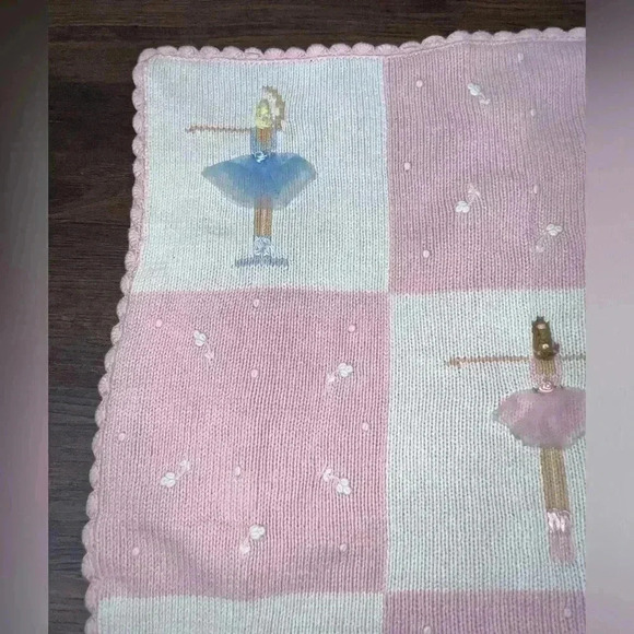 Art Walk Le Ballet Girl Baby Blanket Knit Cotton Made in Peru Ballerina - Picture 4 of 7
